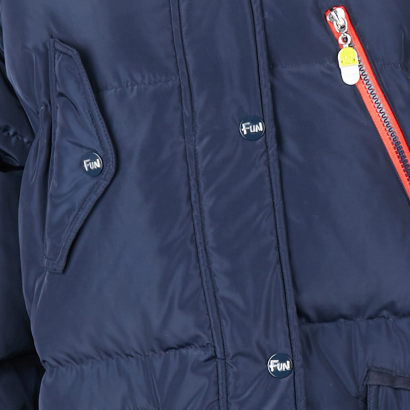  艾格银座羽绒服