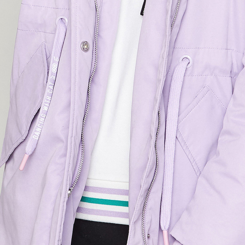  艾格银座羽绒服