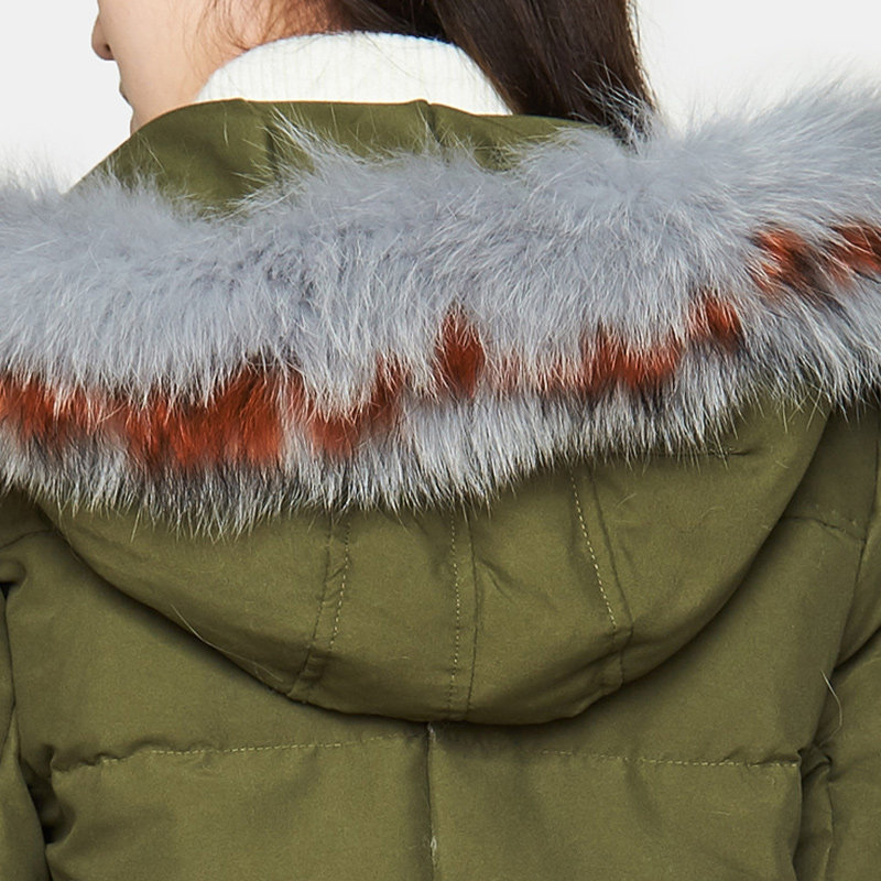 艾格冬季不过时百搭加厚连帽羽绒服 艾格银座羽绒服