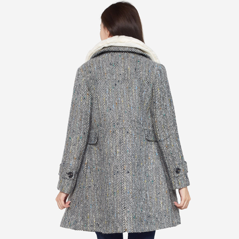  艾格银座毛呢外套