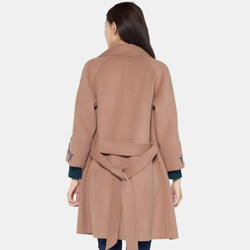  艾格银座毛呢外套