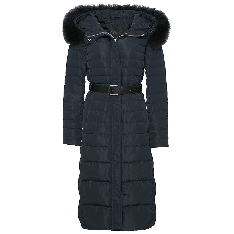  艾格银座羽绒服