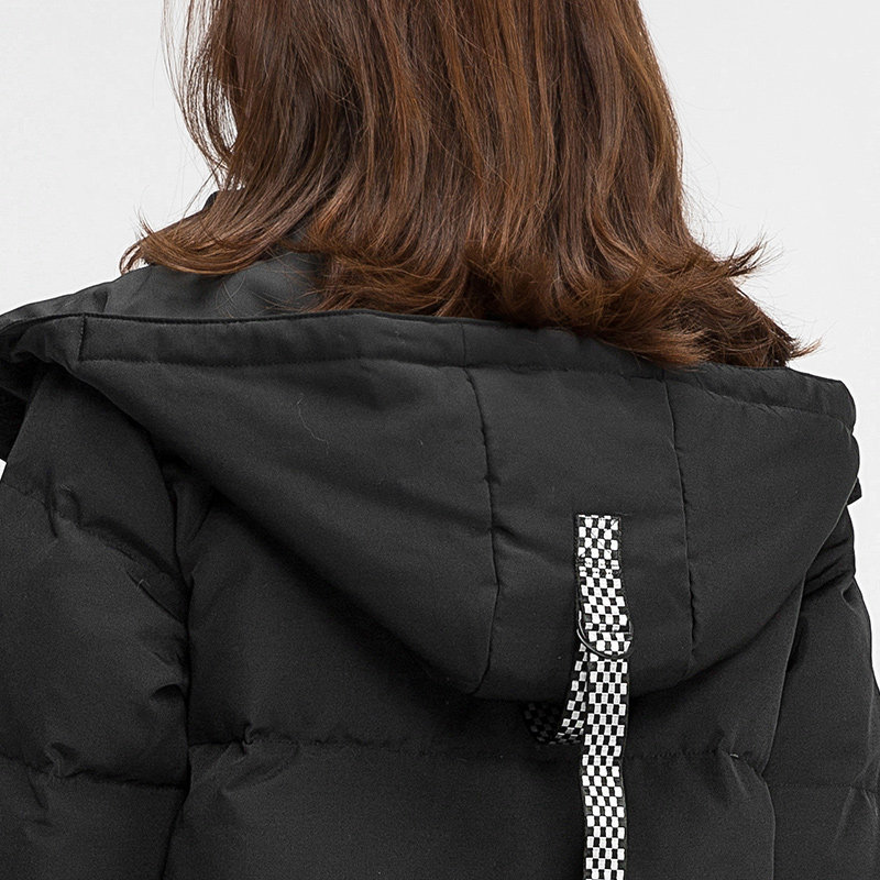  艾格银座羽绒服