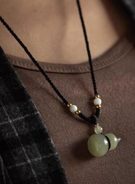 青玉招财福禄葫芦吊坠