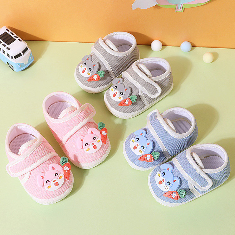 0-1岁新生婴儿鞋男女宝宝春秋夹棉薄棉软底防滑牛筋底不掉学步鞋2