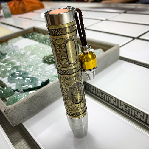鉴别真假翡翠和田玉石鉴定神器强光手电筒365紫光灯检测珠宝荧光 - 图1