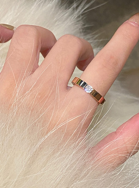 单钻锆石钛钢戒指女小众设计对戒素圈戒指女轻奢高级感尾戒食指环