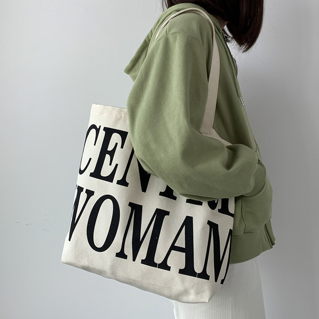 Original niche letters canvas bag women's shoulders simple European -style literary high -capacity Students in class