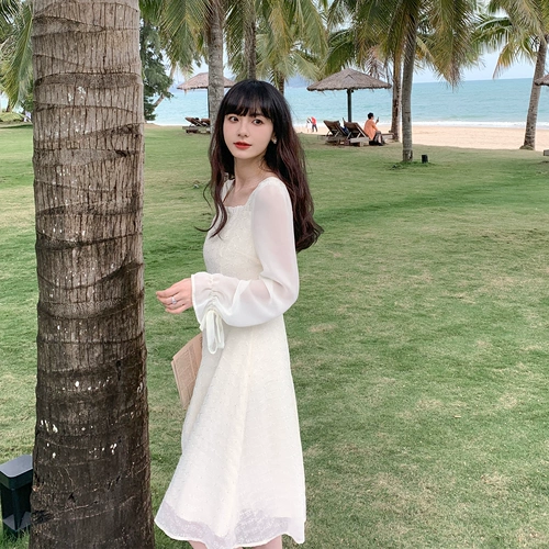 Оригинальное белое весеннее платье, юбка, с вышивкой, квадратный вырез