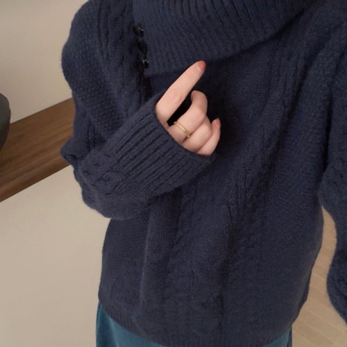 此外翻领侧扣设计感套头毛衣女2025冬季新款宽松韩版学院风针织衫 - 图3