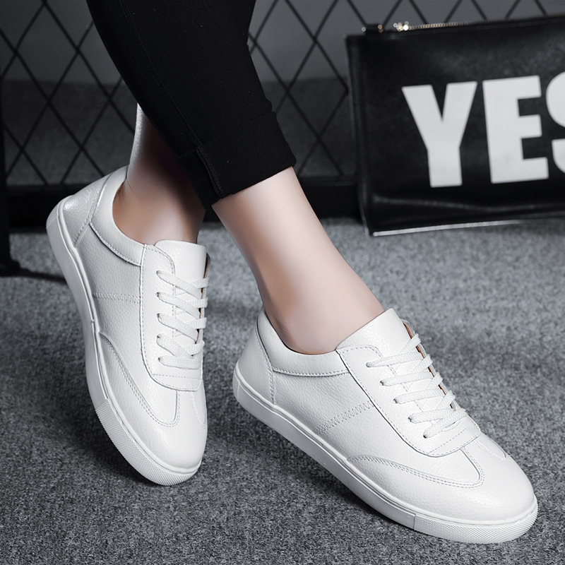 ladies white sports shoes