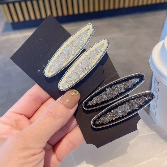 High-end crystal duckbill clip oval clip fashionable side clip broken hair clip hair card new style bang clip hair clip hair card hair card hair accessories