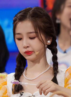 虞书欣同款法式珍珠轻奢项链