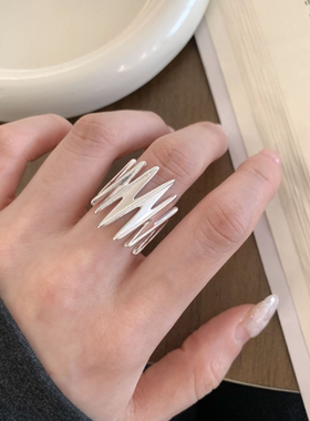 今饰有约几何个性锯齿戒指女