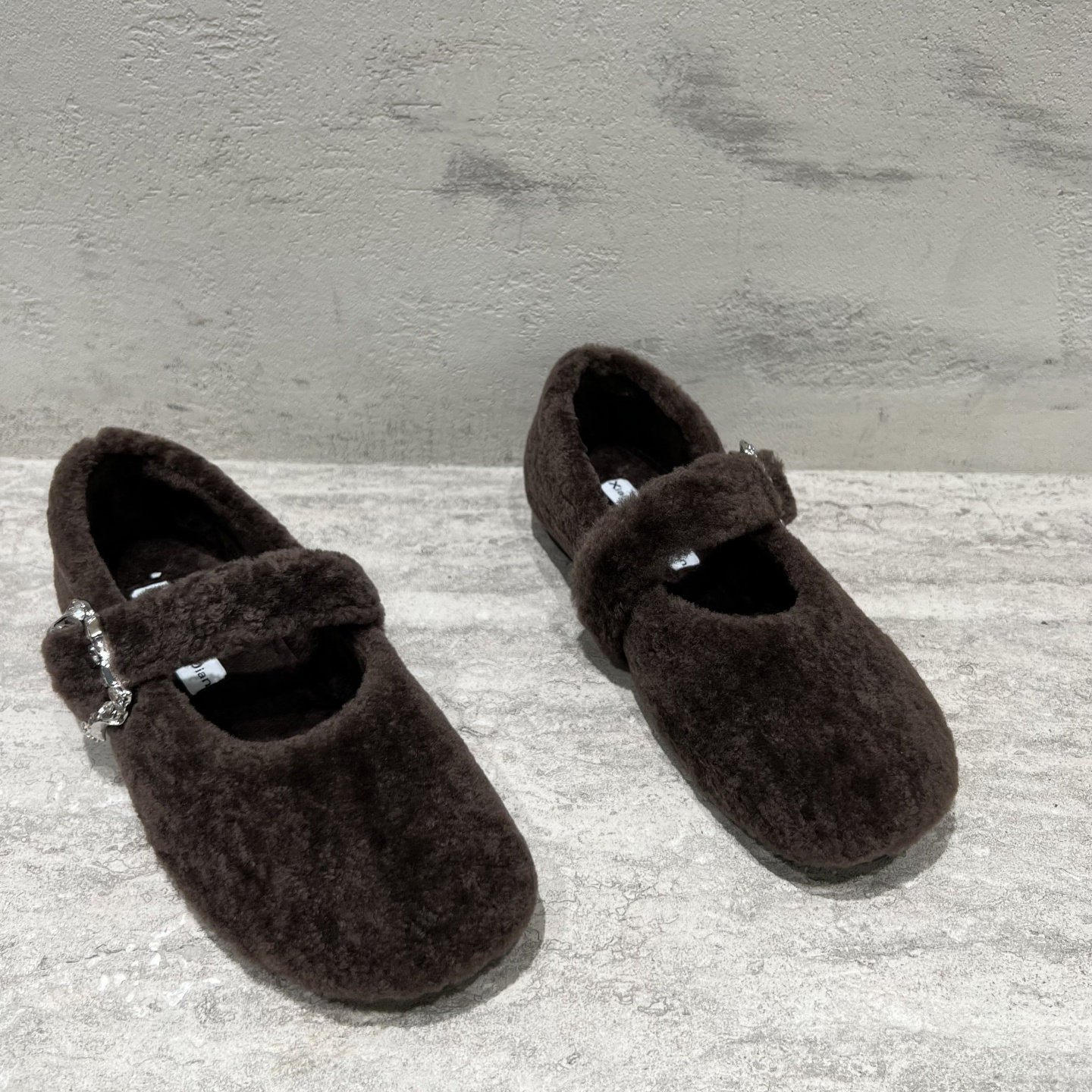 先锋名典女鞋2025冬季新款羊毛平底一字扣带加绒玛丽珍鞋毛毛鞋女,淘宝优惠券,粉丝福利购,淘宝优惠卷