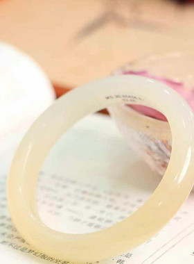 天然和田玉手镯青海料藕粉手镯