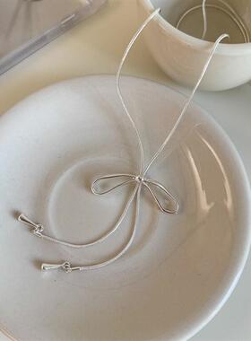 甜美简约抽拉蝴蝶结项链女款韩系小众设计长款锁骨链配饰百搭新款