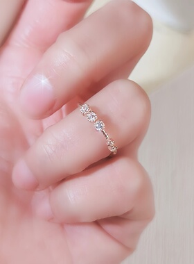 繁星极简百搭玫瑰金电镀镶钻女戒