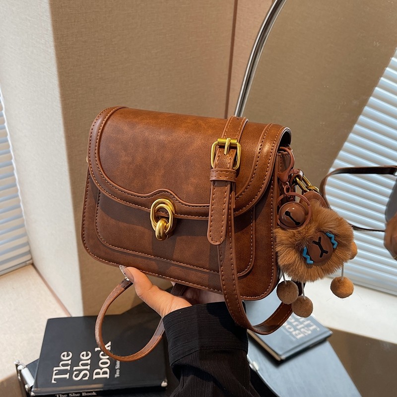 美拉德复古女士包包2025新款高级感小众单肩包秋冬爆款斜挎小方包,淘宝优惠券,粉丝福利购,淘宝优惠卷