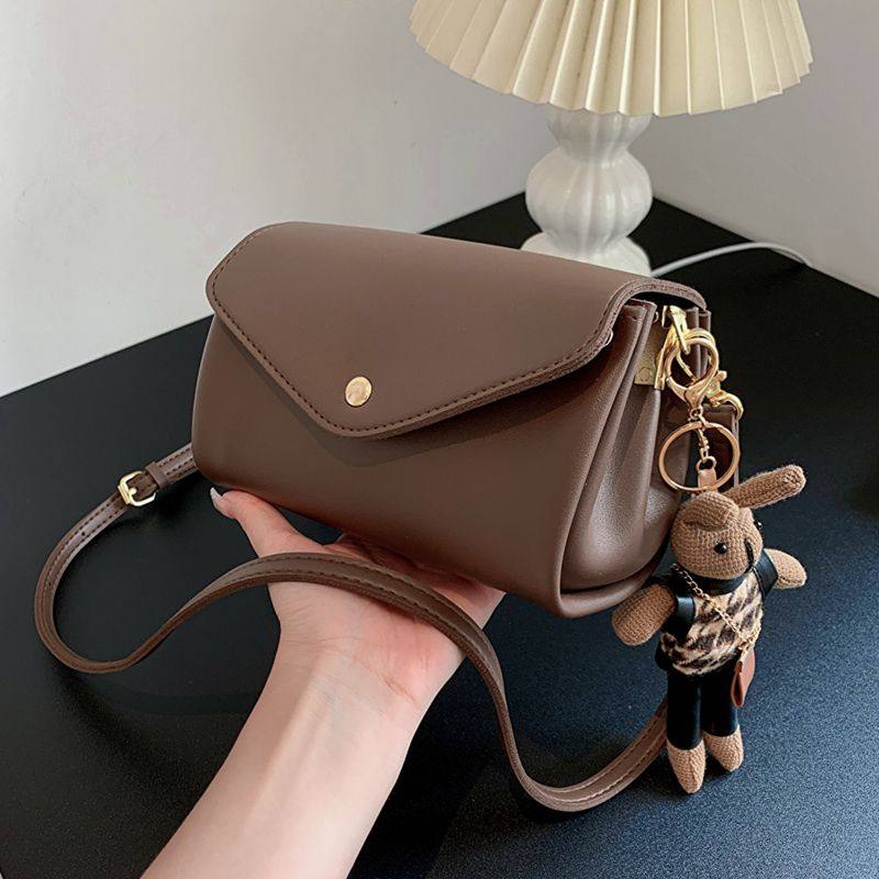 今年流行包包女2025新款韩系简约百搭斜挎包高级感复古单肩小方包,淘宝优惠券,粉丝福利购,淘宝优惠卷