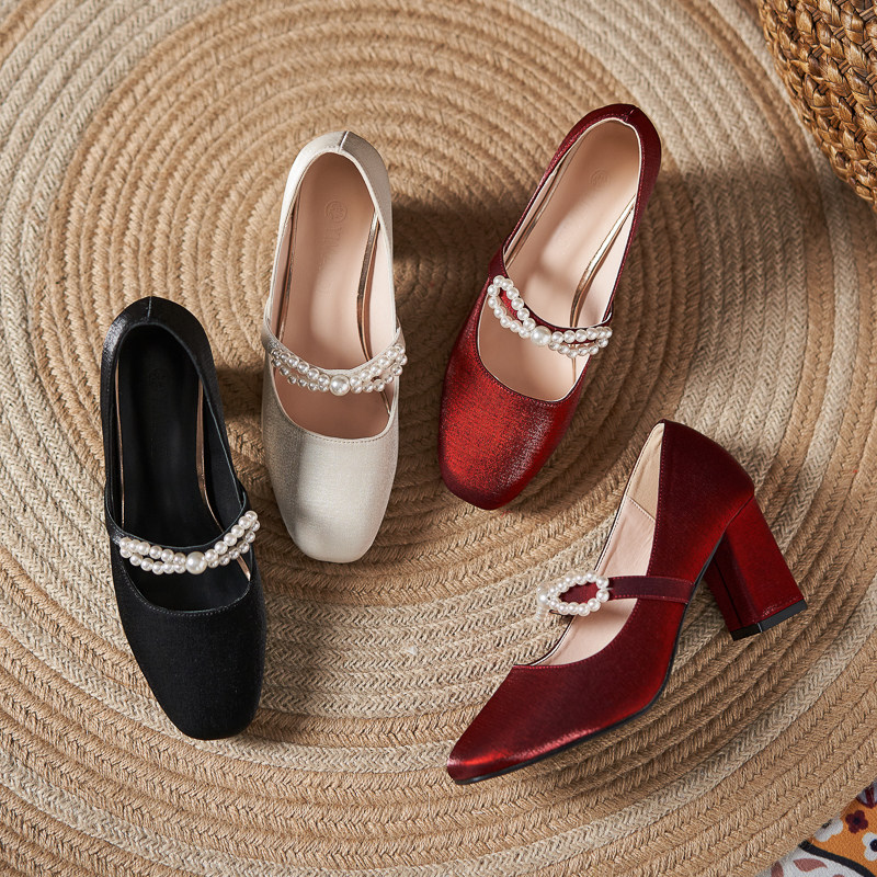 玛丽珍女鞋胖宽脚背高方头新娘秀禾高跟鞋加肥加宽女鞋大码41一43,淘宝优惠券,粉丝福利购,淘宝优惠卷