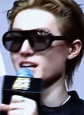 星光闪耀马丁复古大框飞行员黑色墨镜时髦简约百搭显脸小太阳眼镜