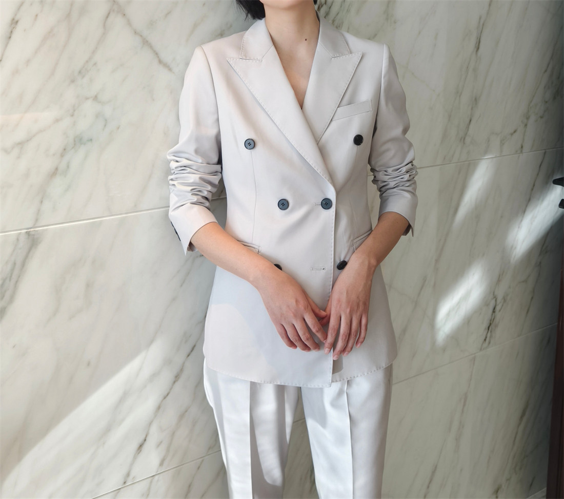 浅灰燕麦色女西装高级感双排扣职场通勤律师职业装高级感西服套装,淘宝优惠券,粉丝福利购,淘宝优惠卷