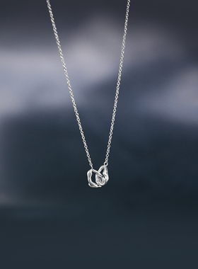 八月南方相扣纯银项链情人节礼物