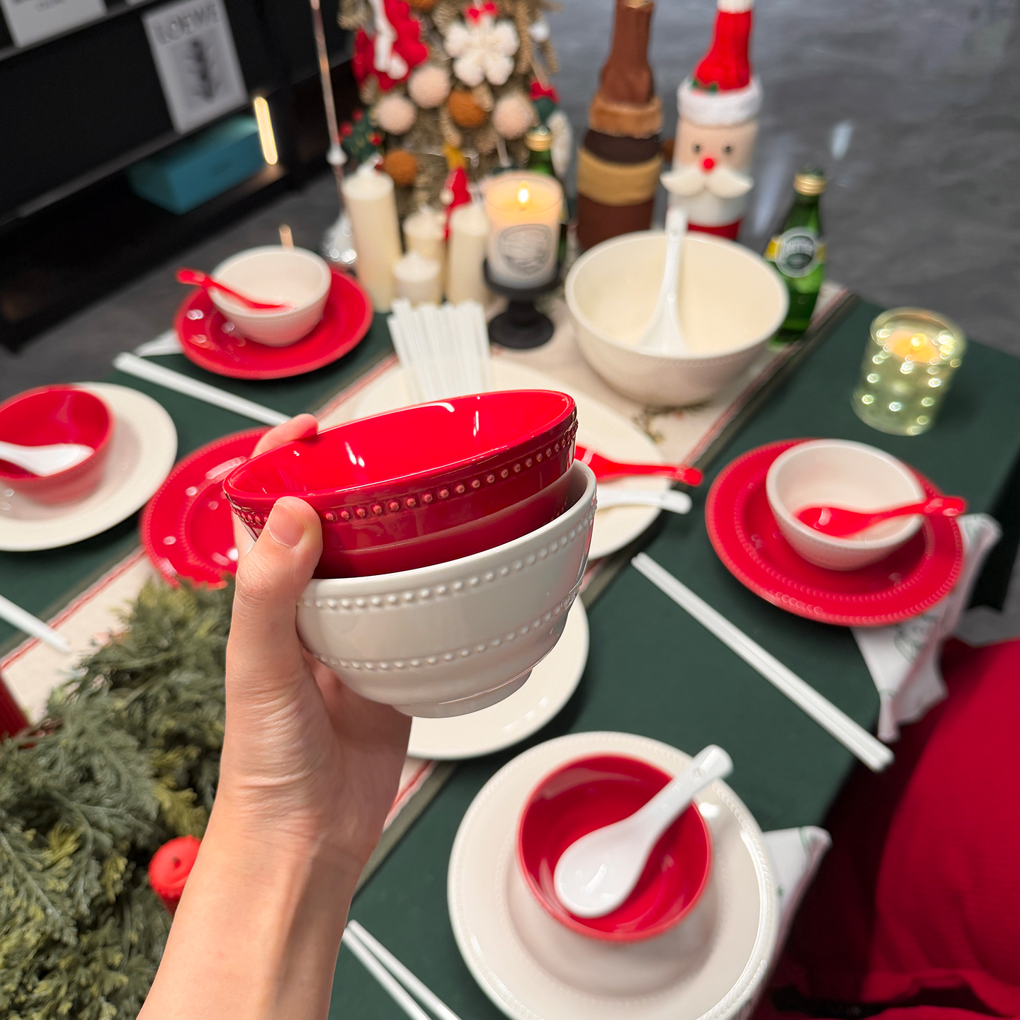 釉下彩2026新款新婚礼物碗碟套装家用浮雕餐具乔迁送礼饭碗盘组合,淘宝优惠券,粉丝福利购,淘宝优惠卷