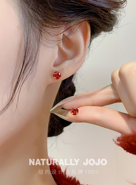 S999纯银闪耀华子锆石耳钉女生养耳洞小巧精致睡觉免摘气质小耳环