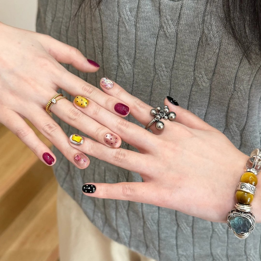 手工定制成品穿戴甲韩系显白短甲2025小众光疗假指甲贴片孕妇新娘,淘宝优惠券,粉丝福利购,淘宝优惠卷