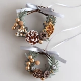 Рождественские украшения, мини-венок, сосновые шишки, звезды, золотые сосновые иголки, автомобильные подвесные украшения, реквизит для праздничной атмосферы