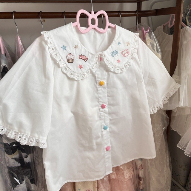 RichGirl ສາວງາມກາຕູນ embroidered rainbow candy doll collar all-match lace star shirt inner top