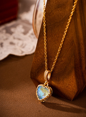 时尚百搭简约心形链坠项链女精致高级感锁骨链炫彩气质海洋之心