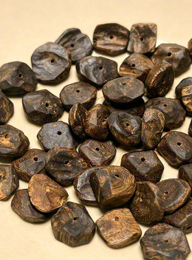 纯天然沉香壳子树丁不规则散珠