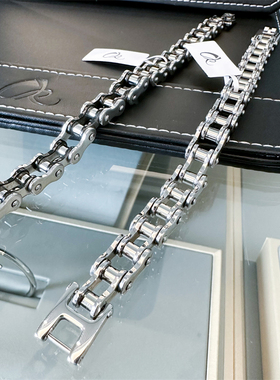 男生机车霸气百搭手链