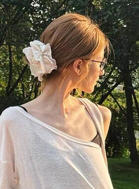 山吉白色四层蕾丝发圈女