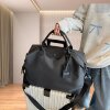 Large-capacity portable travel bag, short-distance business trip luggage bag, fitness bag, dry and wet separation, lightweight commuting bag for maternity