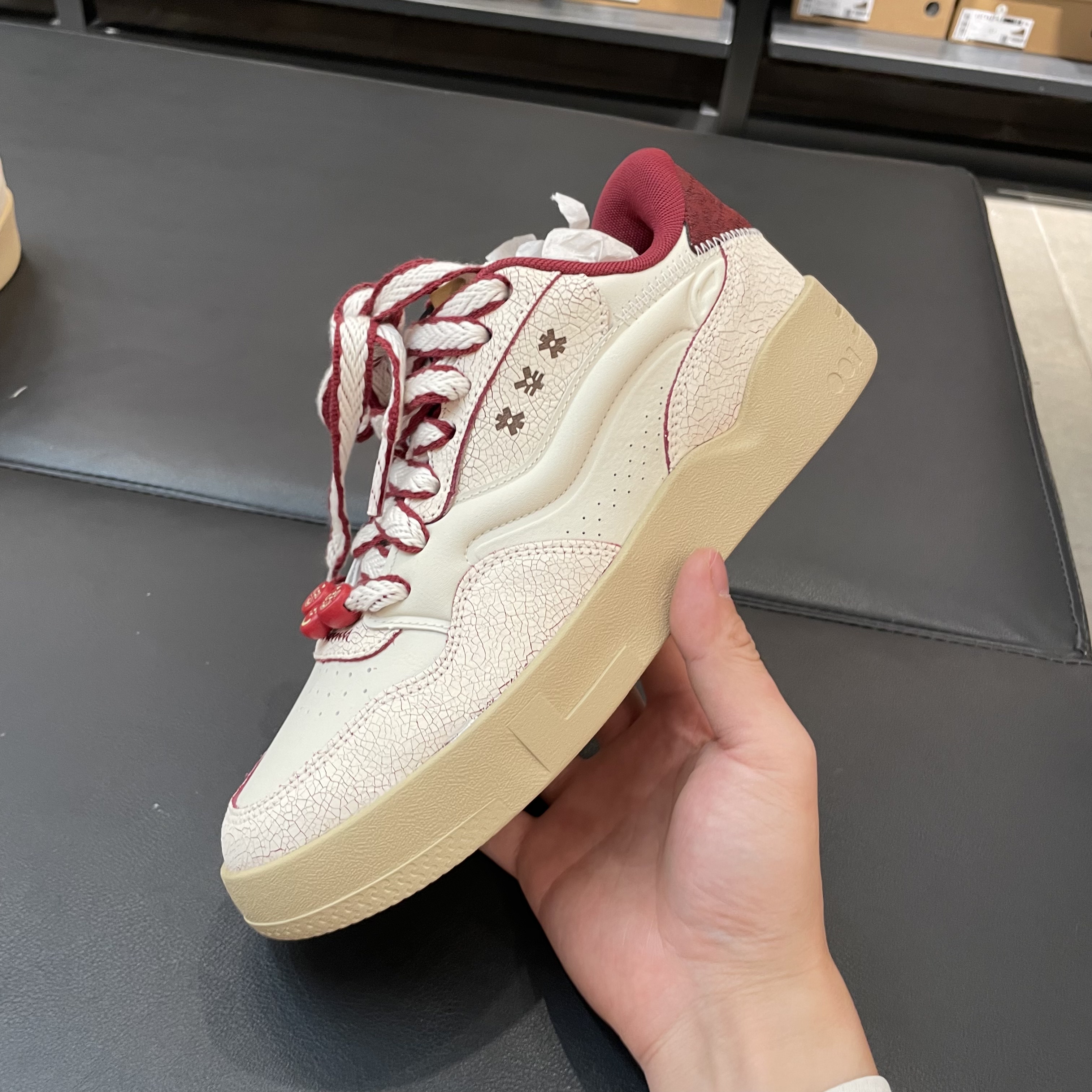 李宁休闲鞋男2025春季新款001 BTC 2时尚百搭轻便休闲板鞋AGCV019,淘宝优惠券,粉丝福利购,淘宝优惠卷