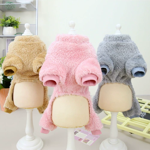 Кессанг с тянущими собаками в зимней одежде, собаках оленей, четырехдушенного плюшевого медведя Корки, утолщенные бархатные зимние щенки