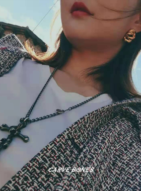 原创彼岸花十字架暗黑吊坠