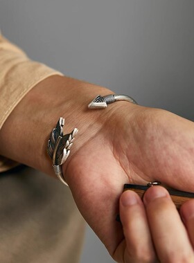 【箭羽】开口手镯男原创设计潮个性创意纯银手环情人单身羽毛足银