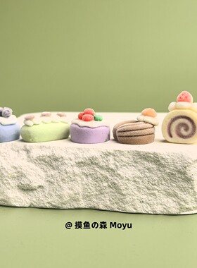 摸鱼了，摆几个甜品点心治愈办公电脑解压显示器屏幕上班工位摆件