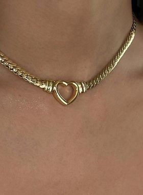 新潮流钛钢古巴链心形项链18K镀金镂空扁平蛇链爱心吊坠项链女