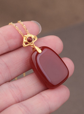 带证书新中式本命年红色玉吊坠925银镀金镶嵌玛瑙玉髓无事牌礼物