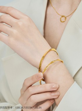 GIN波浪纹足金手镯周生生