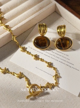 复古宫廷中古法式金色做旧海豚链女士项链高级感老钱风锁骨链