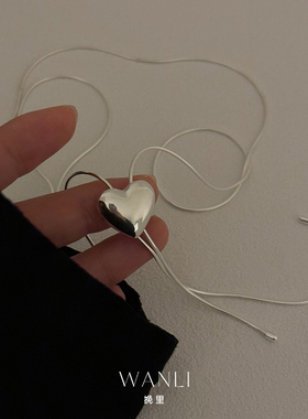 爱心蛇骨毛衣链秋冬大气时髦时尚