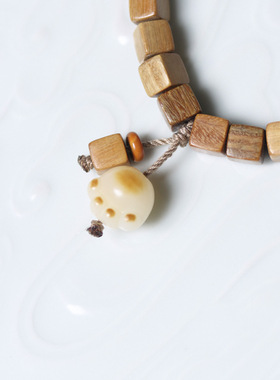 diy绿檀木方块珠手串猫爪款檀香方糖男女士简约风佛念珠首装饰品