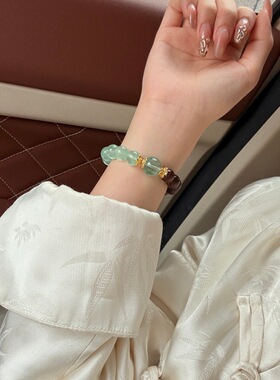 【青灯】新中式天然绿萤石金丝檀木禅意文玩手串女转运珠设计手饰